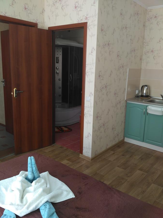 Guest House Relax Кропивницкий Екстериор снимка