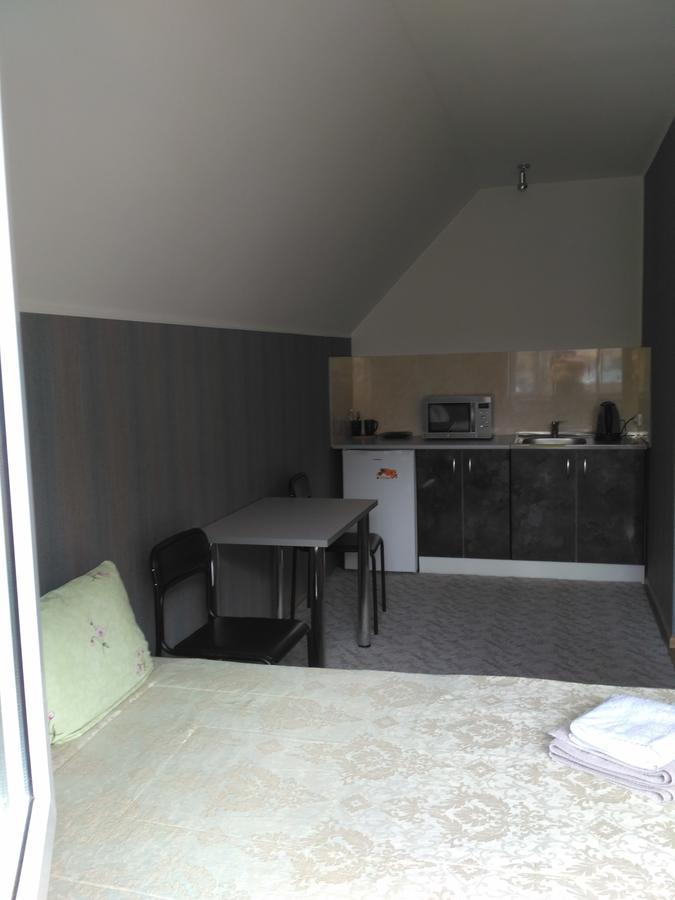 Guest House Relax Кропивницкий Екстериор снимка