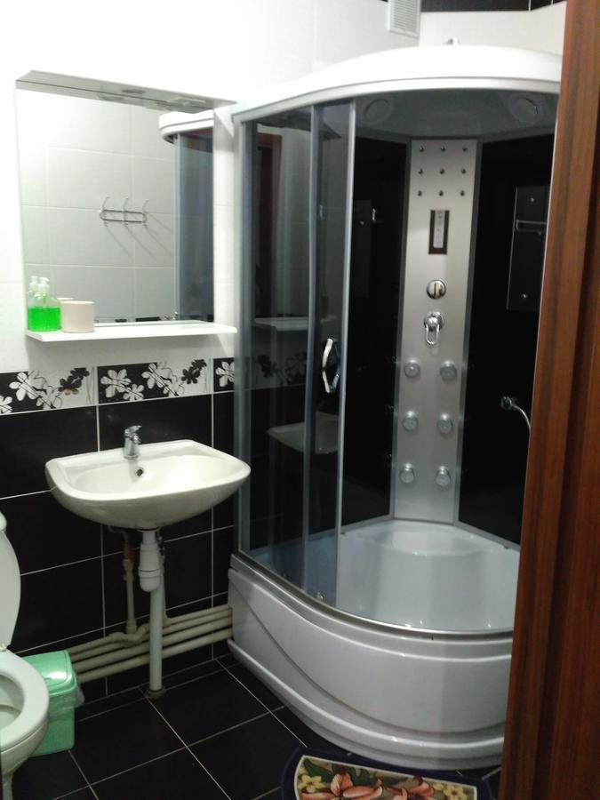 Guest House Relax Кропивницкий Екстериор снимка