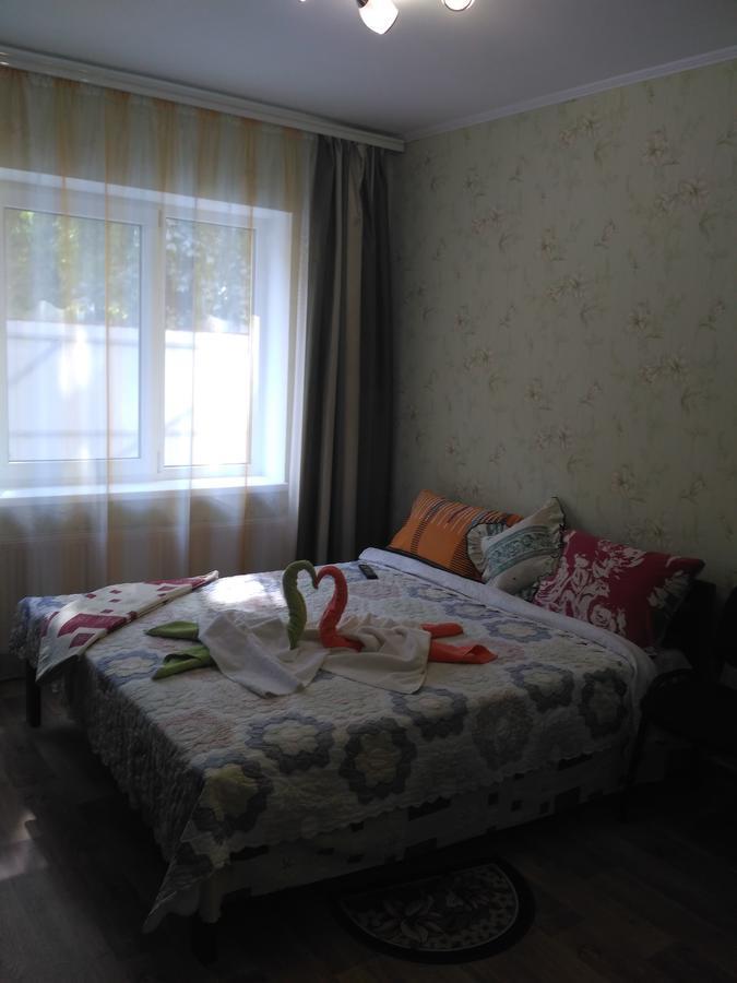 Guest House Relax Кропивницкий Екстериор снимка