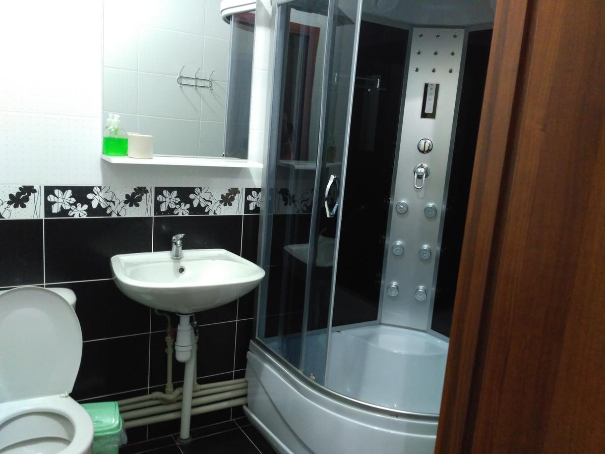 Guest House Relax Кропивницкий Екстериор снимка