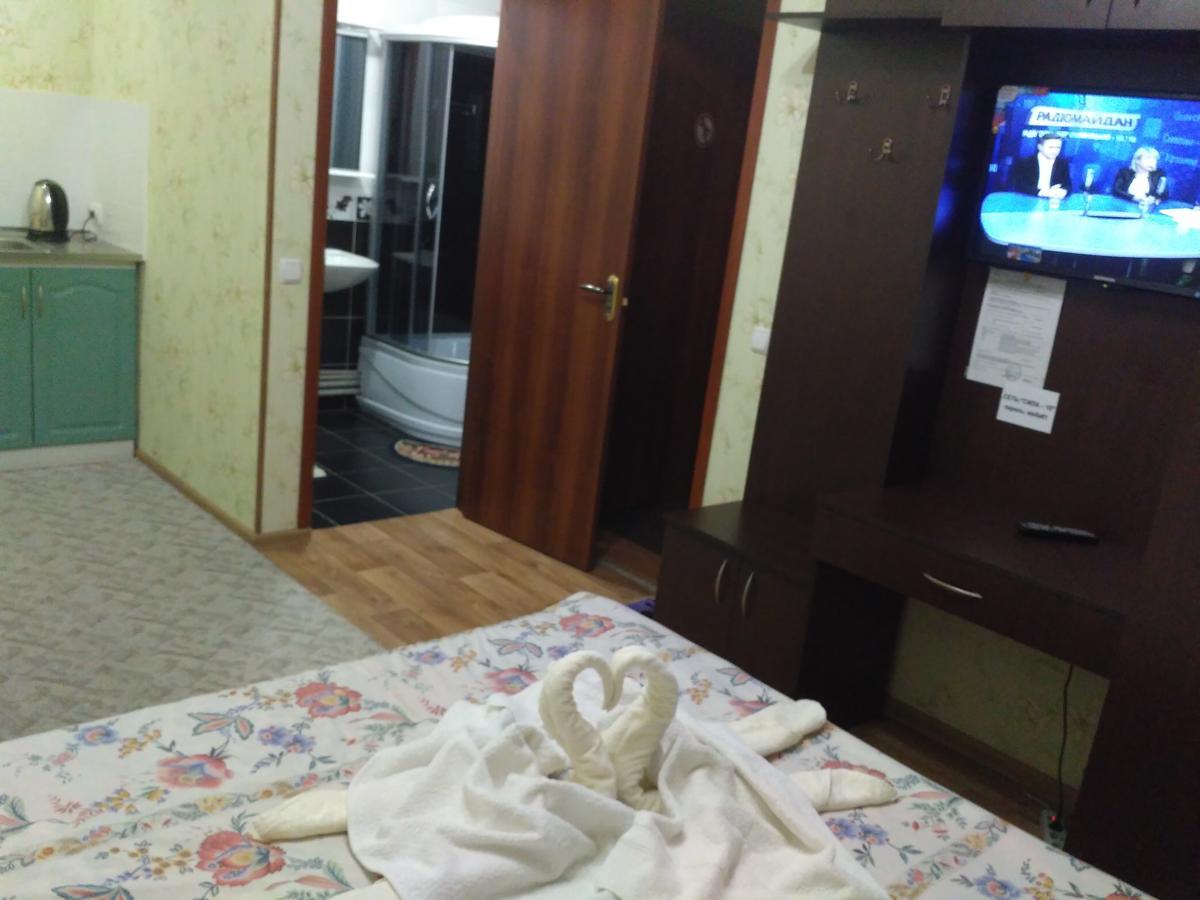 Guest House Relax Кропивницкий Екстериор снимка